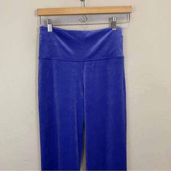 Athleta‎ Elation Velvet Flare Pant Noble Bleu NWT Size S - Picture 4 of 11